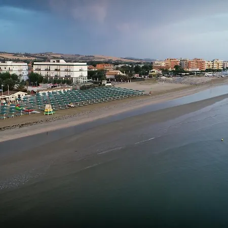 Szálloda Internazionale *